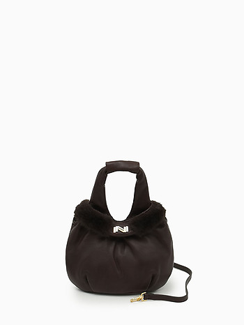 Сумка кисет с меховой отделкой из натуральной кожи коричневого цвета Nannini 18760 dark brown