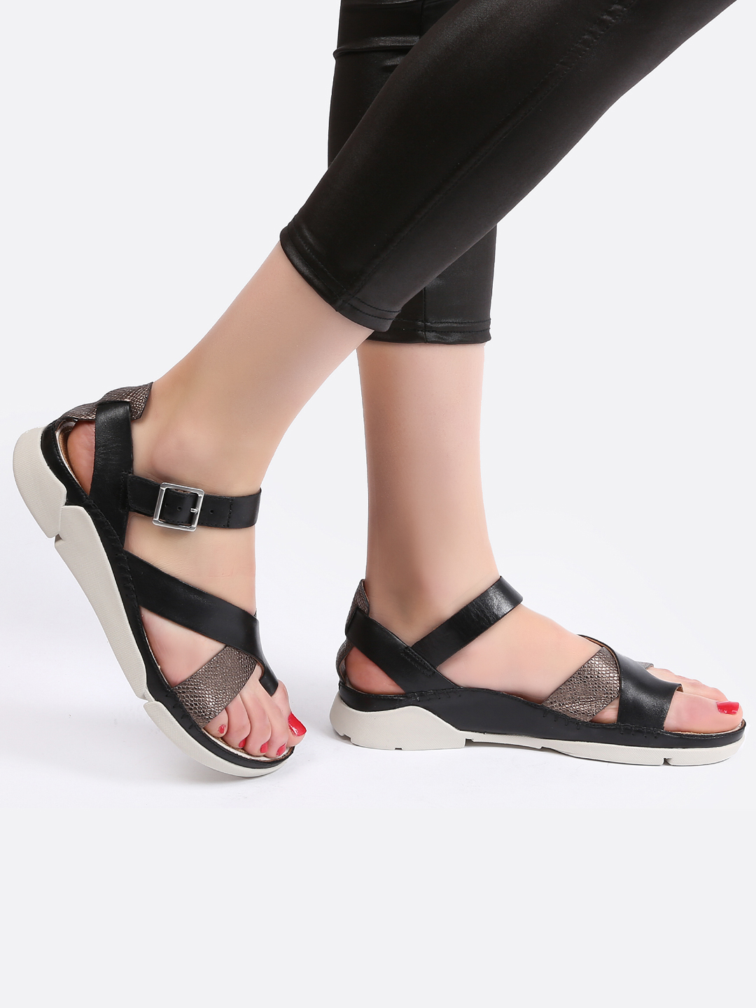 Clarks trigenic sandal sales